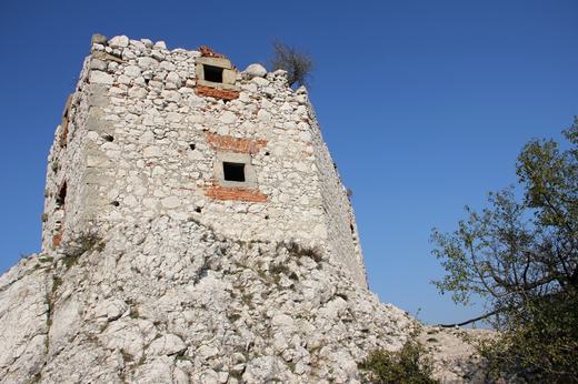 Věž Dívčího hradu